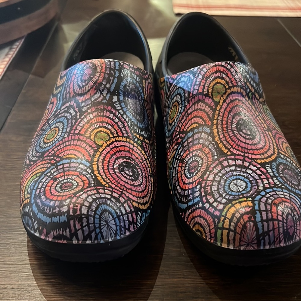 Colorful crocs - Picture 4 of 5